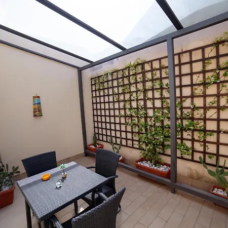 Ninfeo Siracusa - & Breakfast Frühstückspension 4*