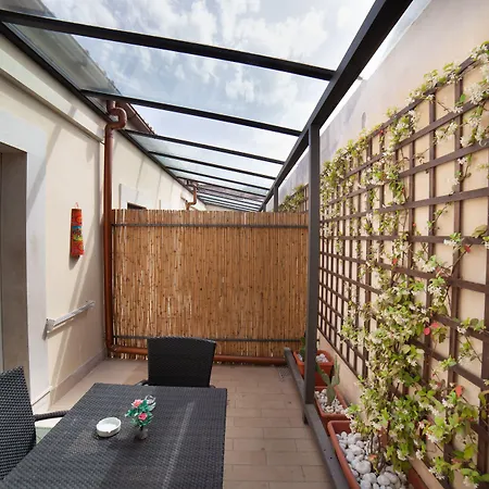 Ninfeo Siracusa - & Breakfast Frühstückspension 4*