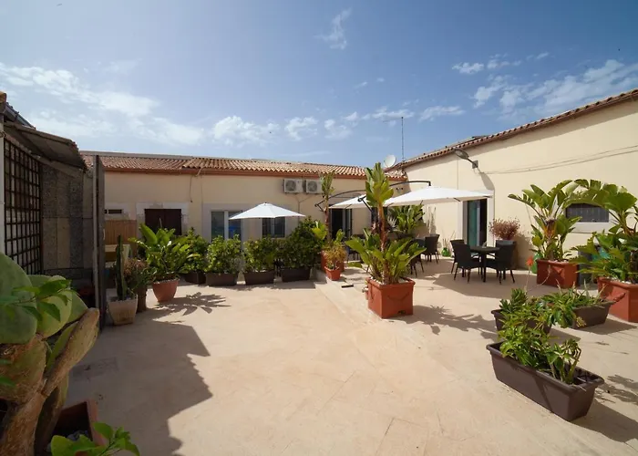 B&B Ninfeo Siracusa - & Breakfast 4*